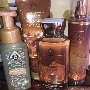 Bath and Bodyworks Jolly Gingerbread Village Gift Set Combo